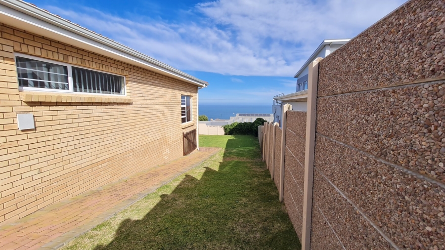 3 Bedroom Property for Sale in Dana Bay Western Cape